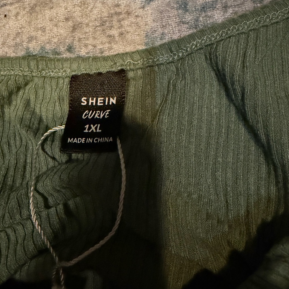 Tank top - Picture 4 of 4